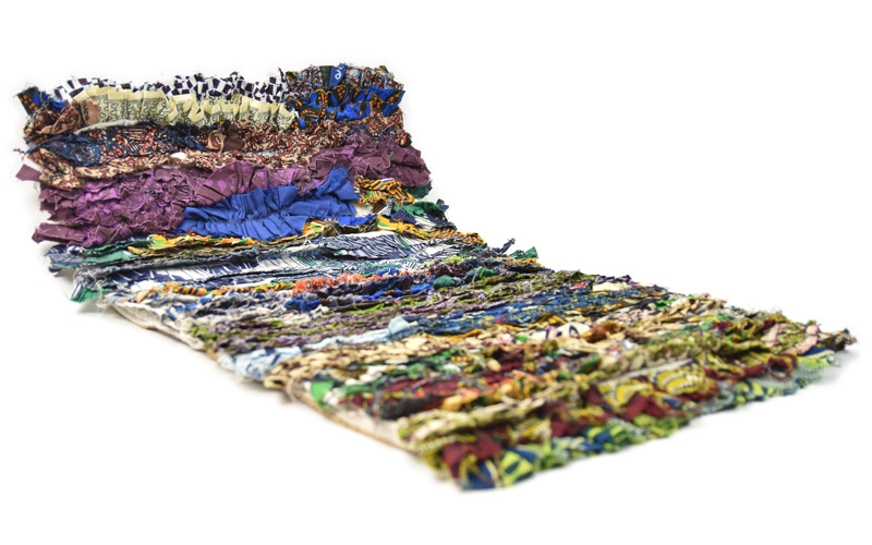Upcycling Teppich aus Togo